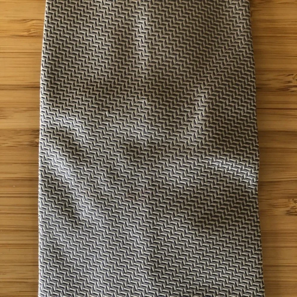 Club Room Silk Tie MADE IN ITALY Light Sand Color!